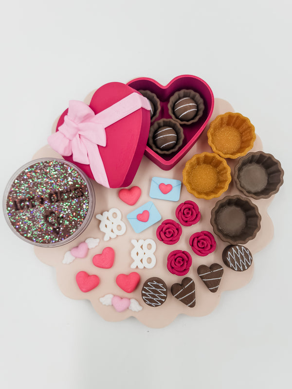 THE LITTLE CHOCOLATIER PLAYDOUGH KIT
