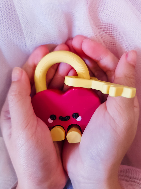 HEART LOCKET FIDGET CLICKER