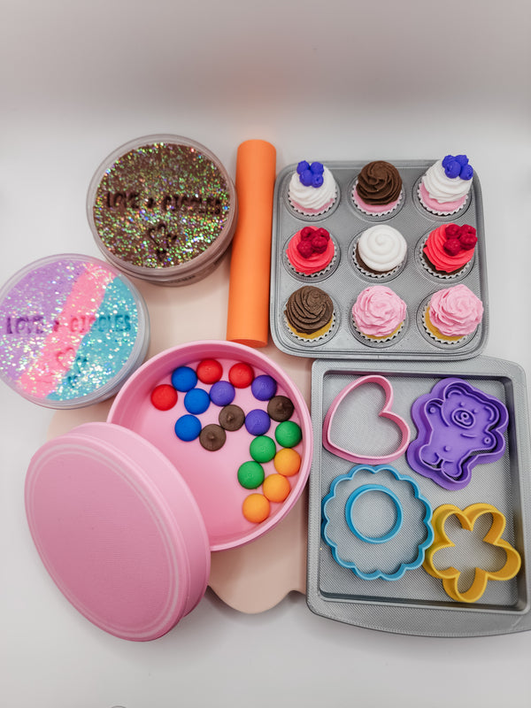 TINY BAKERS PLAYDOUGH KIT