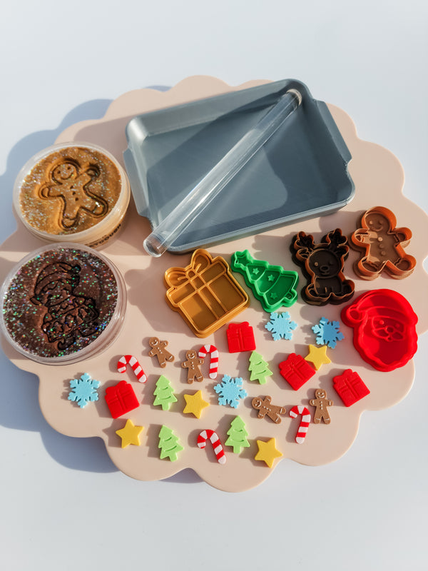 PRE-ORDER CHRISTMAS BAKING PLAYDOUGH KIT
