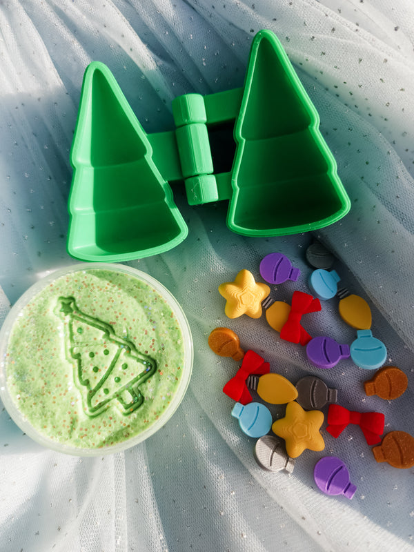 PRE-ORDER MAKE YOUR OWN CHRISTMAS TREE MINI PLAYDOUGH SET