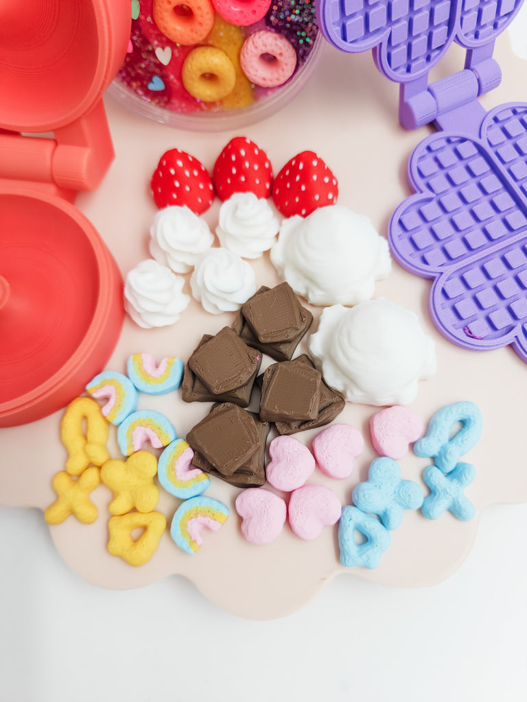 play toppings for waffles and donut playdough kit 